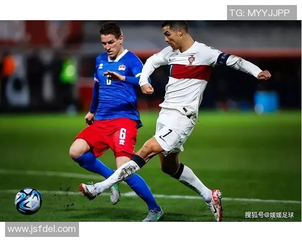 格鲁吉亚U19与捷克U19激战正酣青年足球赛场的精彩对决